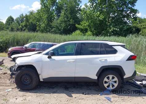 2021 Toyota Rav4 Le z USA, uszkodzony, nr VIN 2T3F1RFV4MC143082